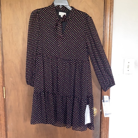 Relisted Signature multi colored polka dot w metallic accents size MP - Picture 9 of 17